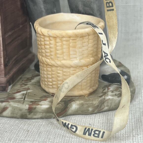 Vintage 60s Pucci Bisque Porcelain Figurine The Tycoon Japanese Capodimonte 3464 - Picture 4 of 15